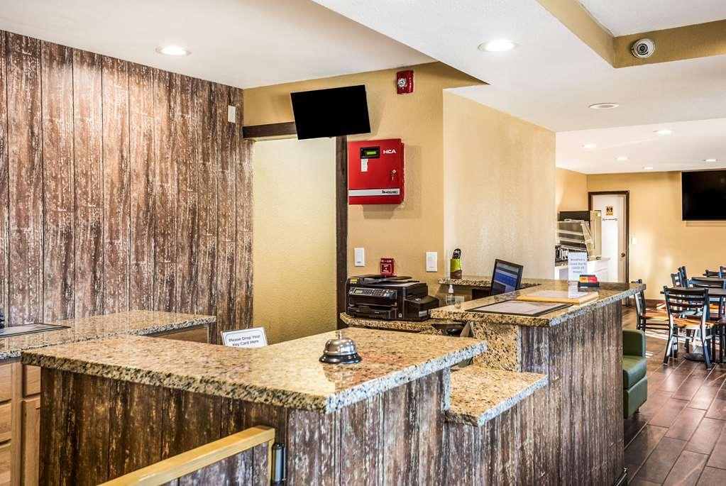 Econo Lodge Oskaloosa  Beltér fotó